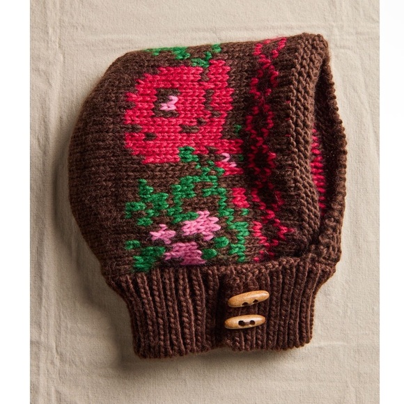Free People Accessories - Free People Rose Frost Hood Floral Chunky Knit Balaclava Hood Hat w/ Buttons